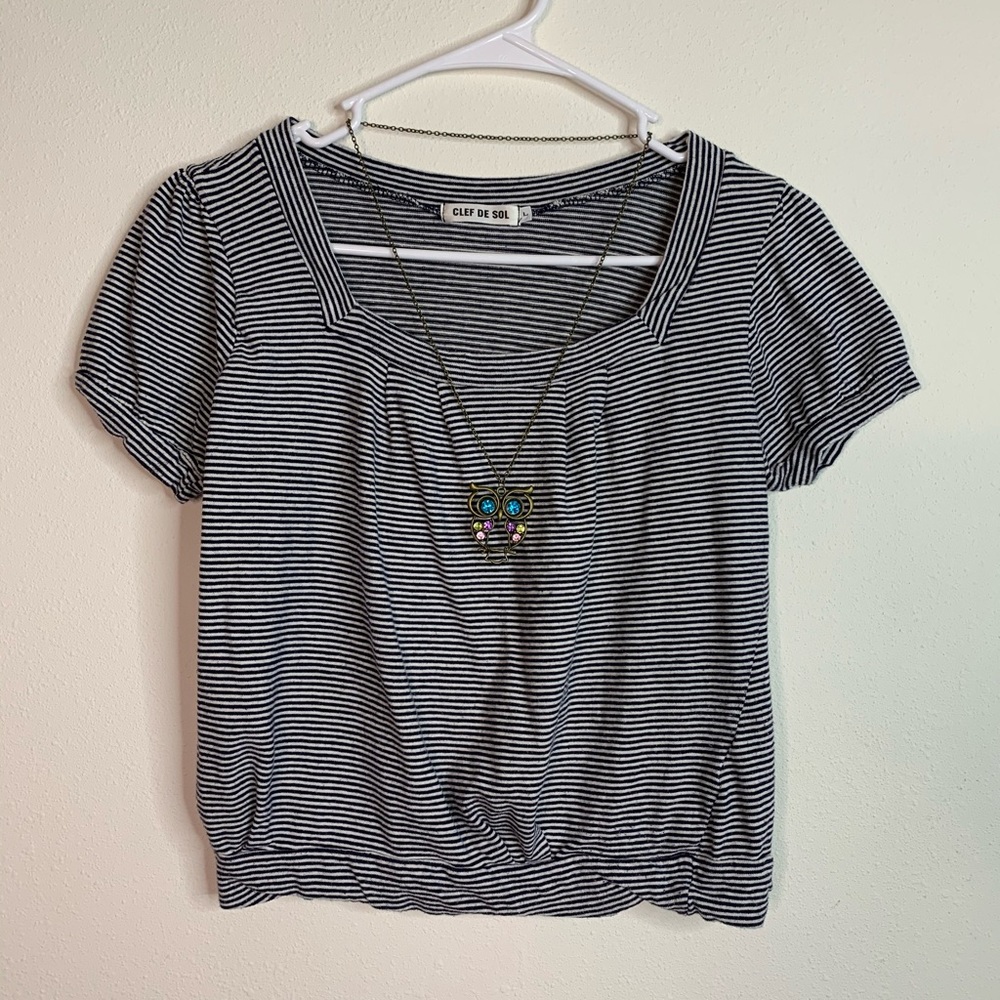 Clef de sol square neck shirt & owls necklace